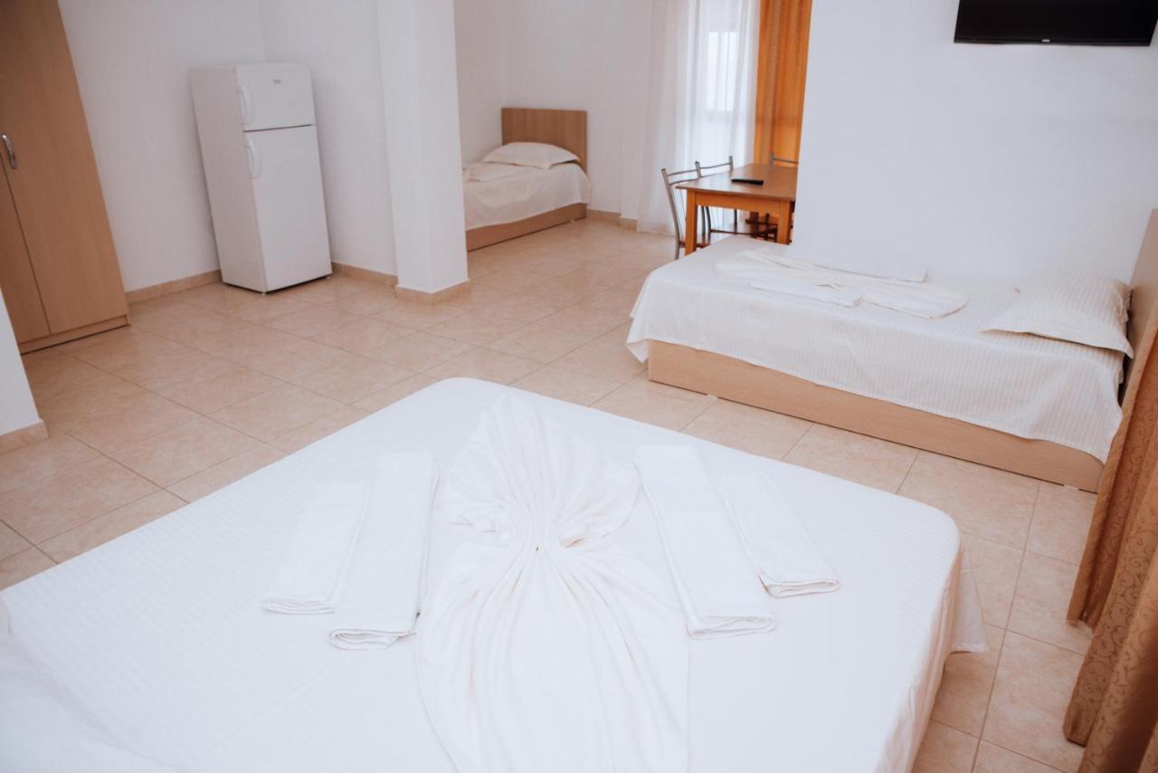Hotel Perdja Velipojë Esterno foto