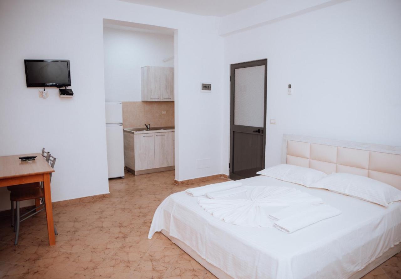 Hotel Perdja Velipojë Esterno foto