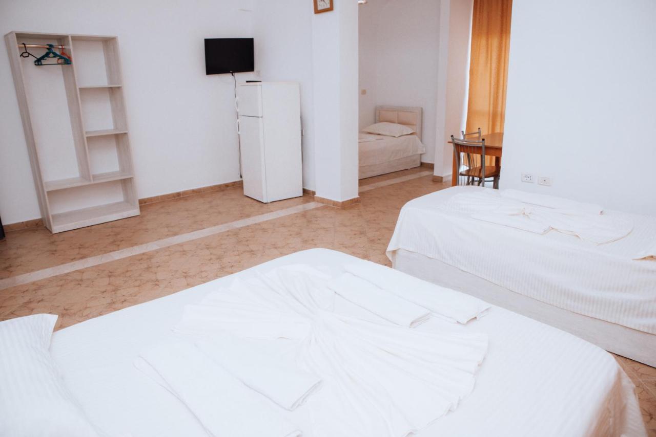 Hotel Perdja Velipojë Esterno foto